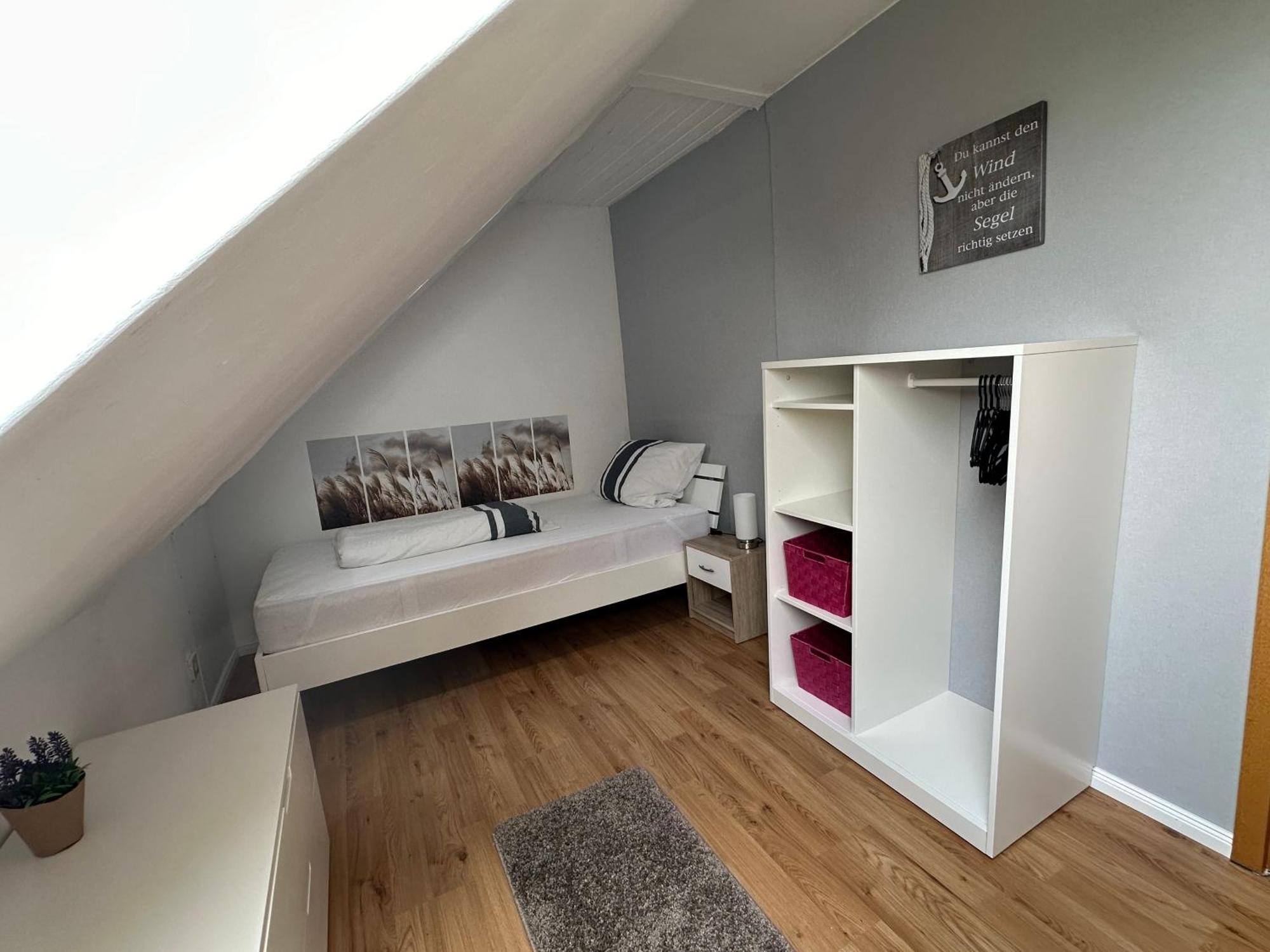 Rosenhaus Esens - Wohnung Backbord エクステリア 写真